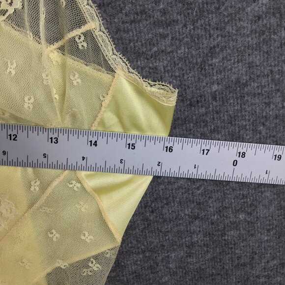 Vintage VANITY FAIR Dupont Nylon Lace Lingerie Teddy Bodysuit Size 36 - Picture 4 of 11